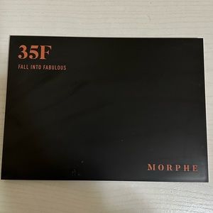 morphe 35F fall into frost palette